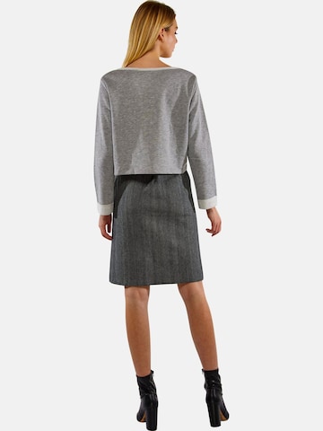 TOOche Sweater 'Spitzenpullover' in Grey
