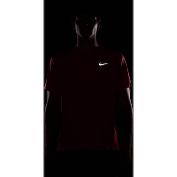 NIKE Performance Shirt 'MILER' in Red