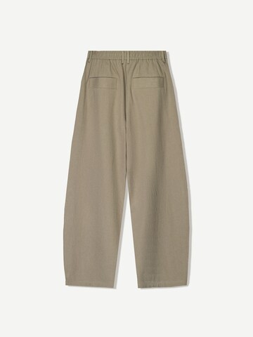Loosefit Pantaloni di Bershka in marrone