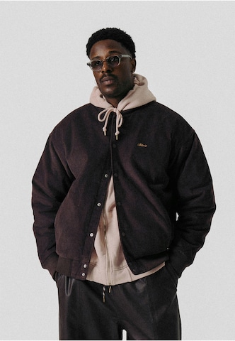 BLKVIS Tussenjas in Bruin: voorkant