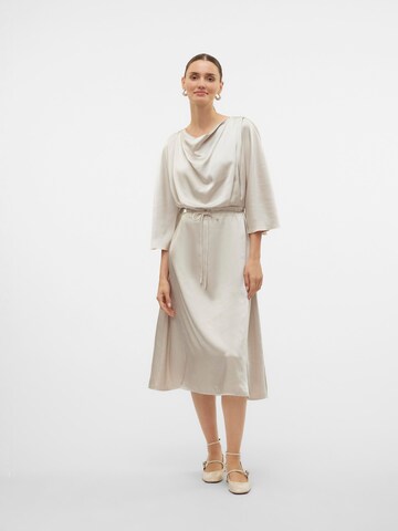 Robe 'ODETTE' VERO MODA en gris
