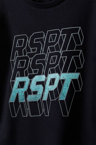 Tricou de la MINOTI pe negru