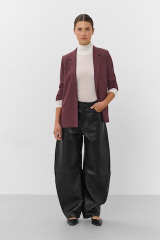 SOAKED IN LUXURY - Blazer 'Shirley' em roxo