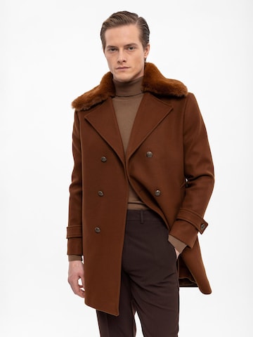 ruda Antioch Žieminis paltas