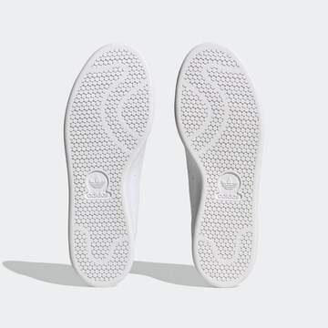 Baskets basses 'Stan Smith' ADIDAS ORIGINALS en blanc