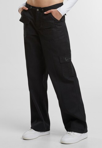 regular Pantaloni cargo di Karl Kani in nero: frontale