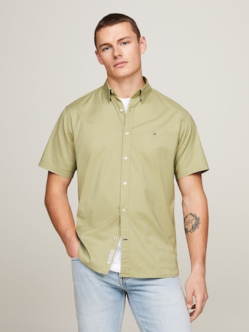 Coupe regular Chemise TOMMY HILFIGER en vert : devant