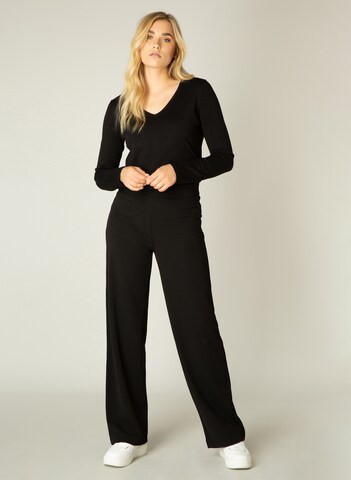 BASE LEVEL Loose fit Pants 'Yarah' in Black