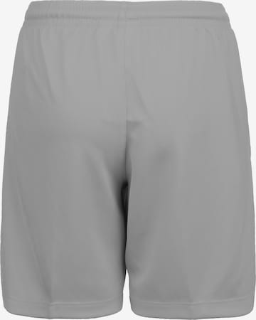 regular Pantaloni sportivi 'Dry Park III' di NIKE in grigio