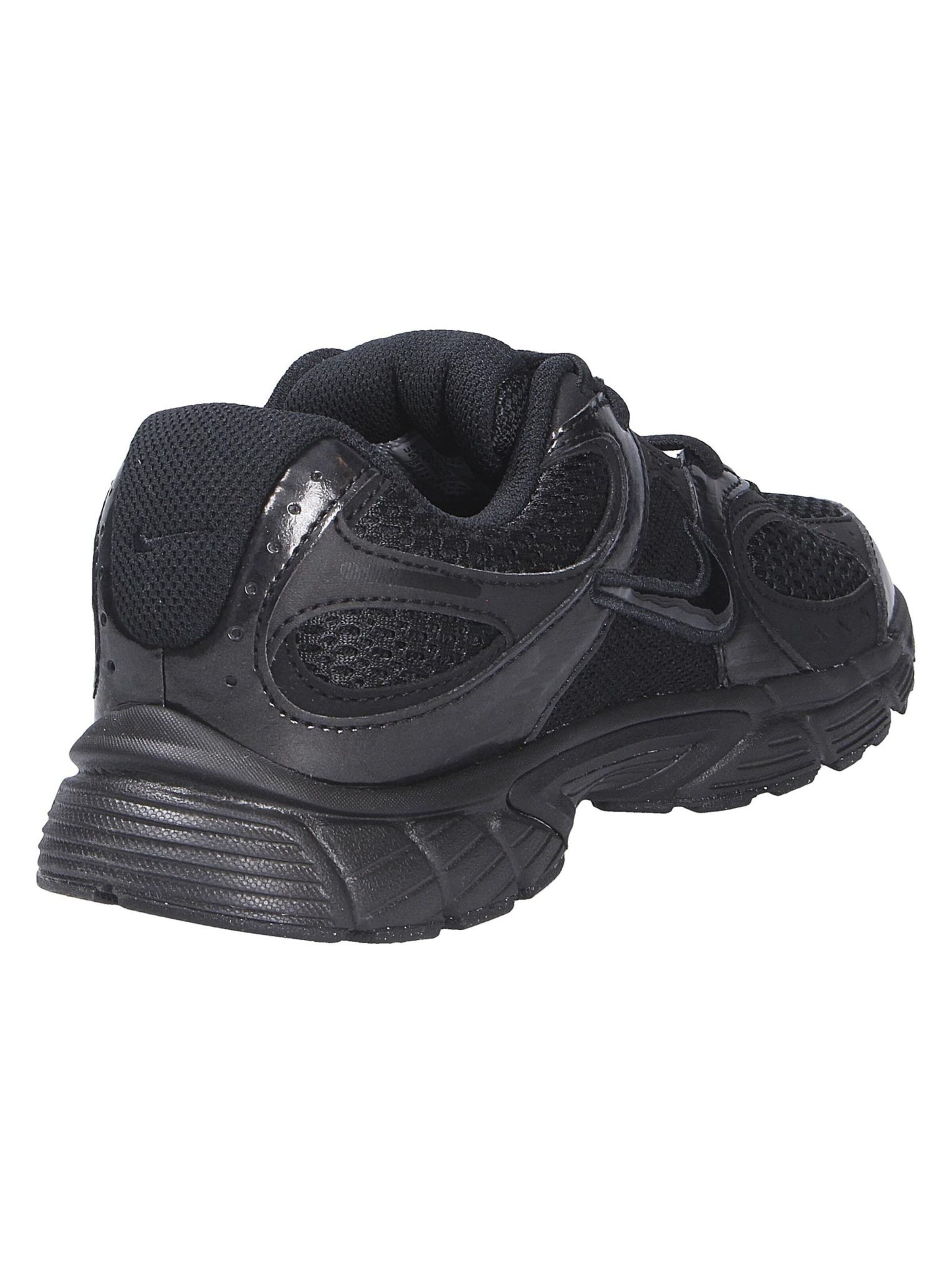 NIKE Sports shoe 'V5 RNR' in Black