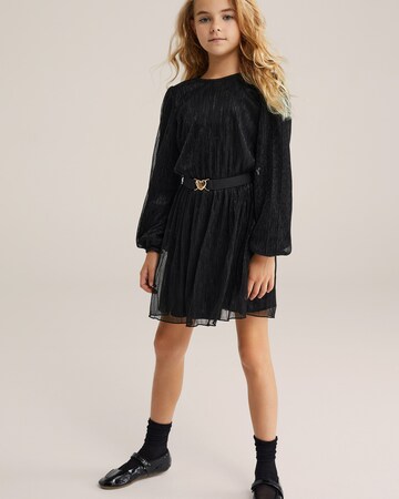 Robe WE Fashion en noir : devant
