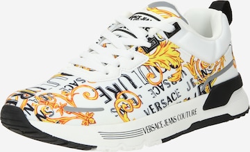 Versace Jeans Couture Låg sneaker 'DYNAMIC' i vit: framsida