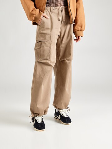 CONVERSE Loose fit Cargo trousers in Beige: front