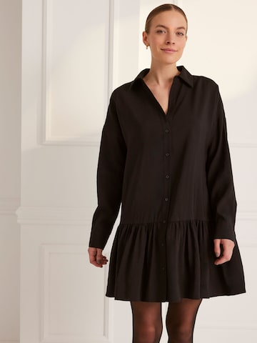 Guido Maria Kretschmer Women Shirt Dress 'Sila' in Black: front