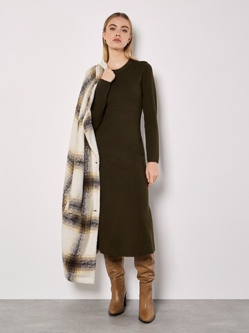 Robe ' ' Apricot en vert : devant