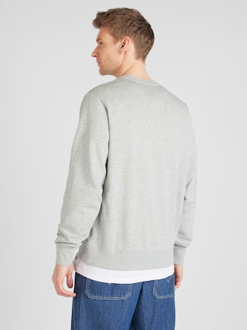 Nike Sportswear - Sweatshirt em cinzento