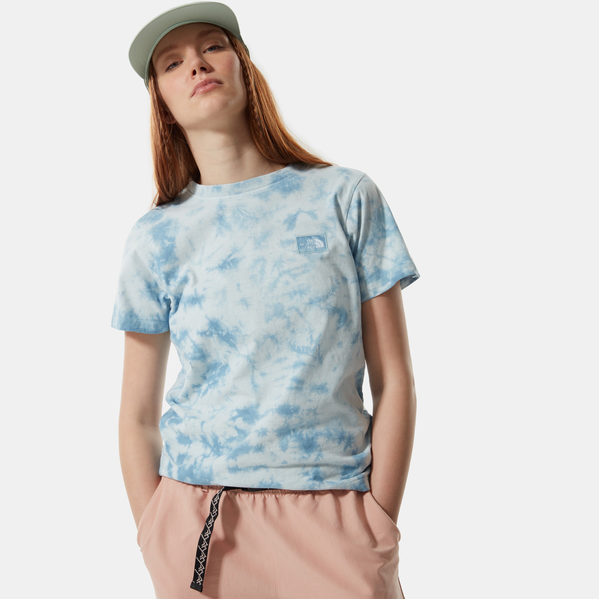 Frauen Shirts & Tops THE NORTH FACE Tee 'BOTANIC DYE' in Blau - UV30926 Frauen Shirts & Tops THE NORTH FACE Tee 'BOTANIC DYE' in Blau - UV30926