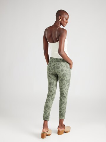 Coupe slim Pantalon 'He44ra' ZABAIONE en vert