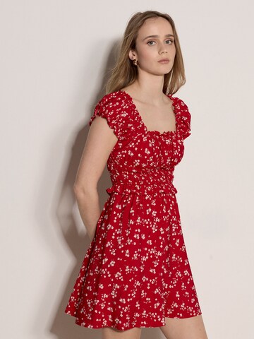 Apricot Jurk ' ' in Rood