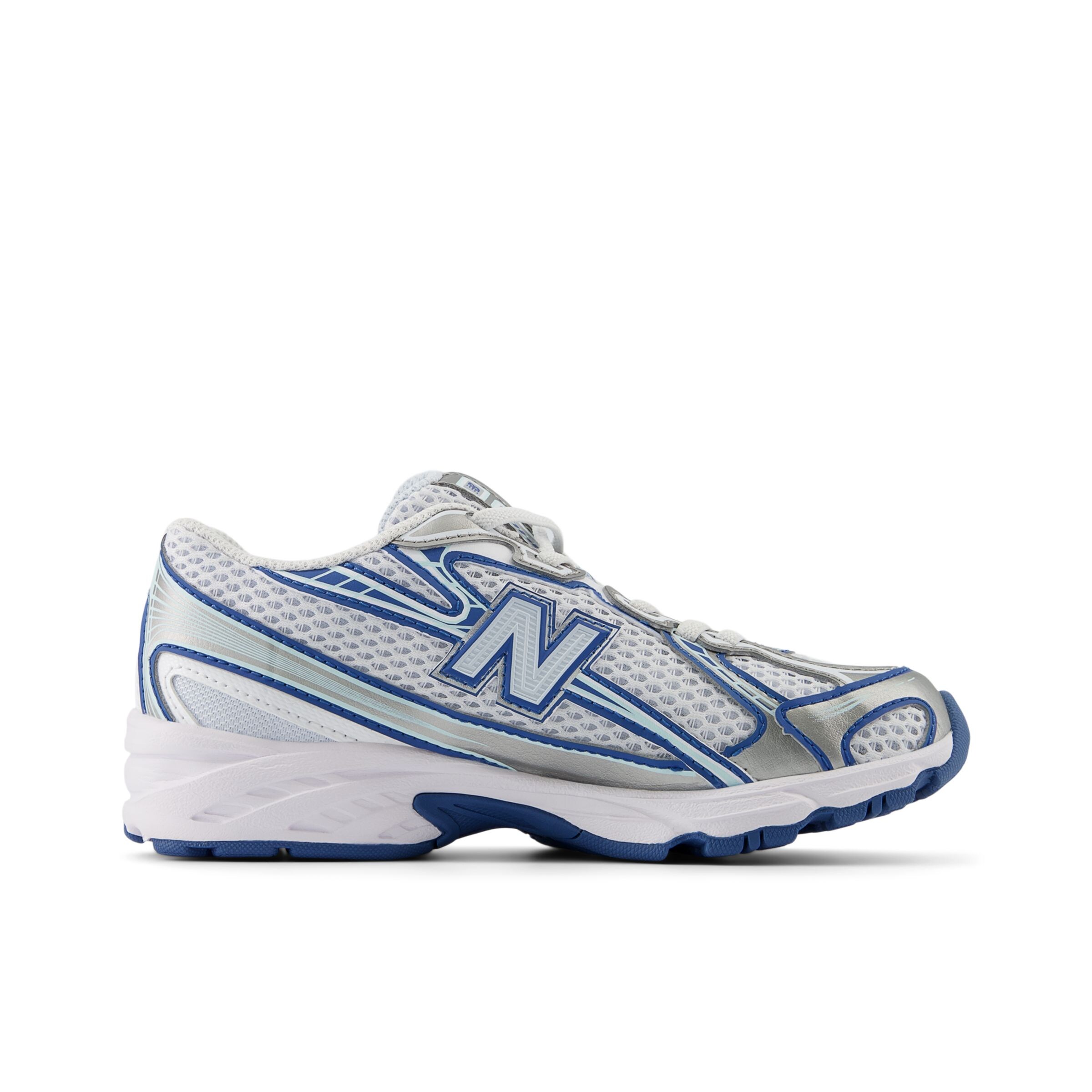 new balance Trainers '740' in White