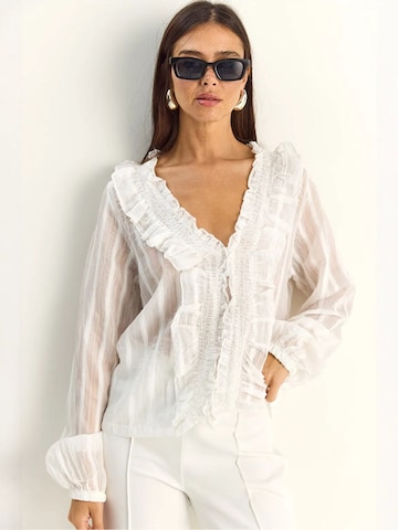 Bianco Lucci Blouse in White