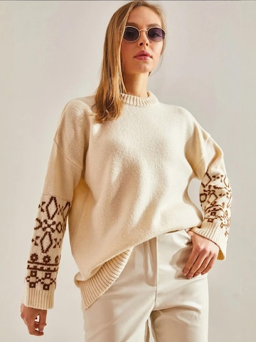 Pullover di Bianco Lucci in beige: frontale