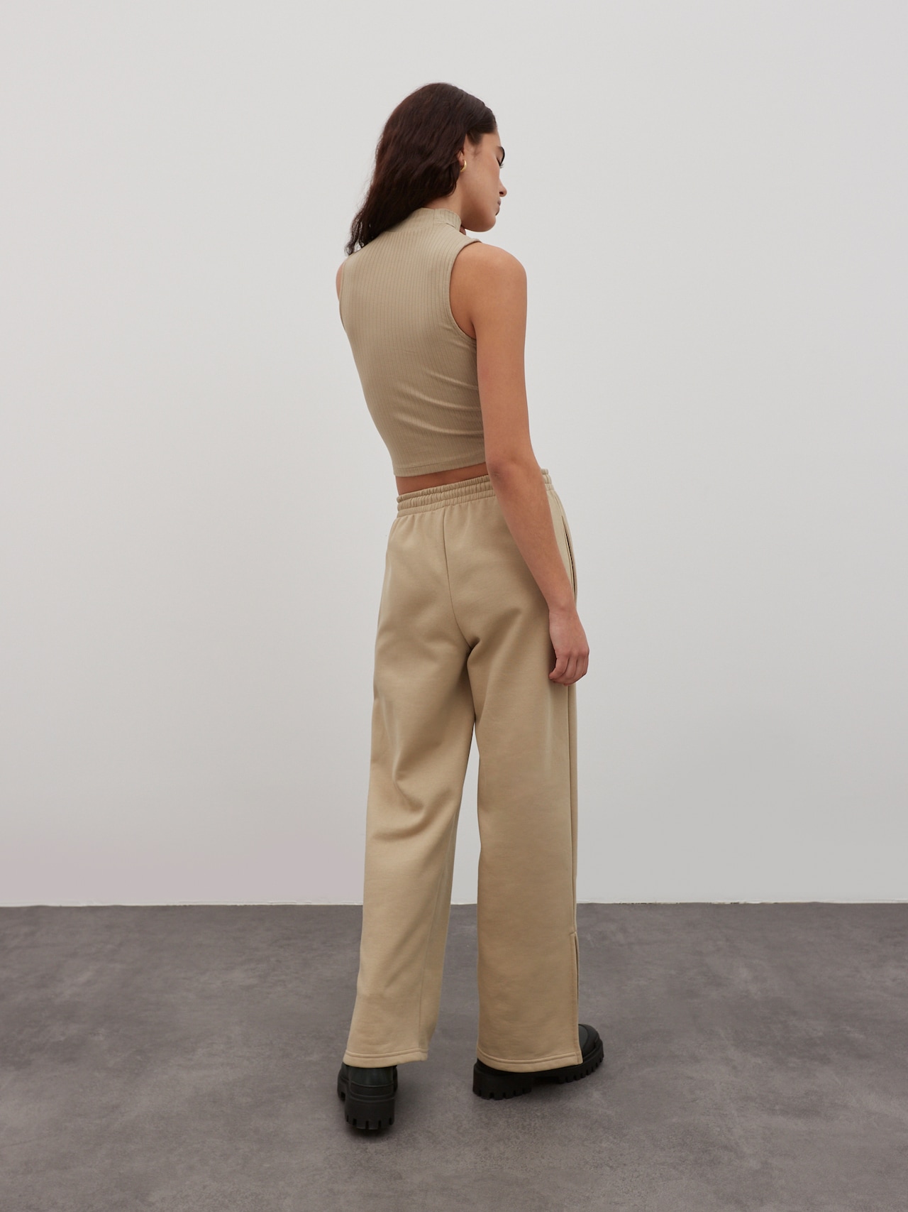 EDITED Pantalón 'Sancia' beige
