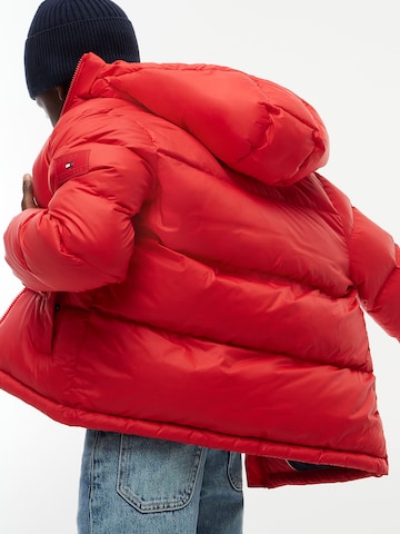 TOMMY HILFIGER Winterjas 'Essential' in Rood