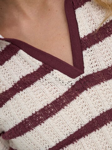 ONLY - Camiseta 'ONLHalia' en blanco