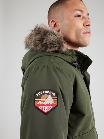 Superdry Zimní bunda 'Everest' – zelená