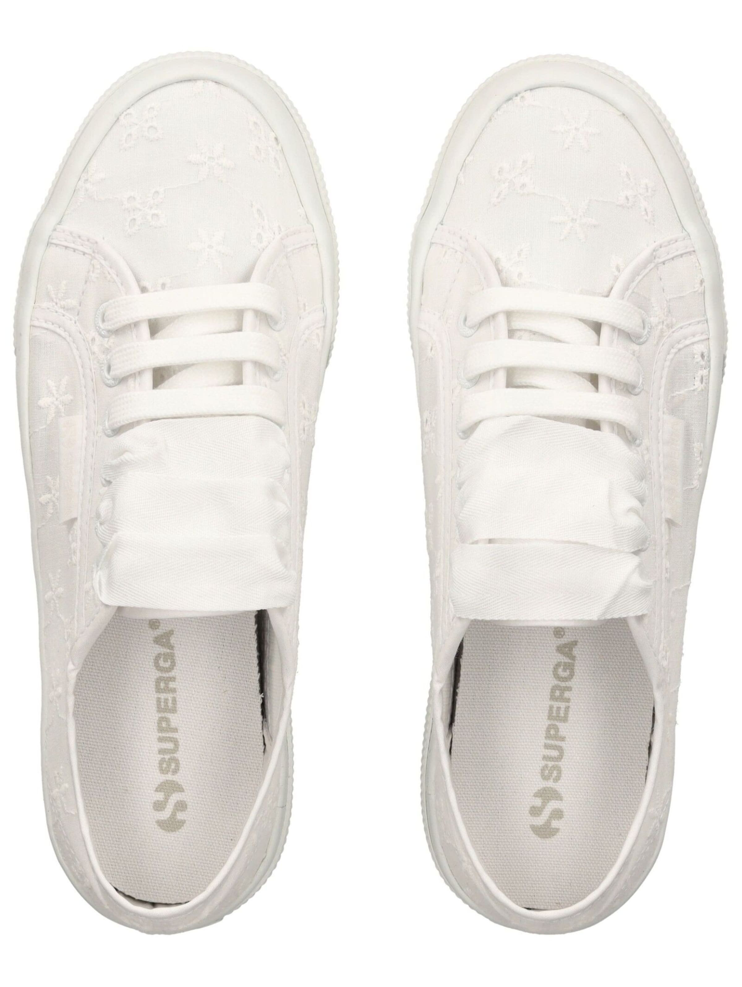 SUPERGA Sneakers in White