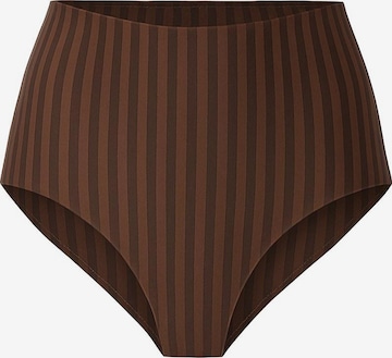 C&City Panty in Brown: front