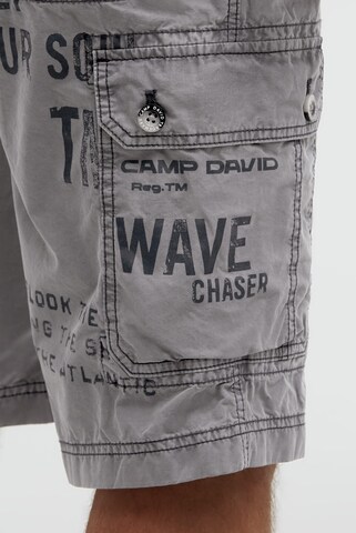 CAMP DAVID Regular Cargo Pants in Blue