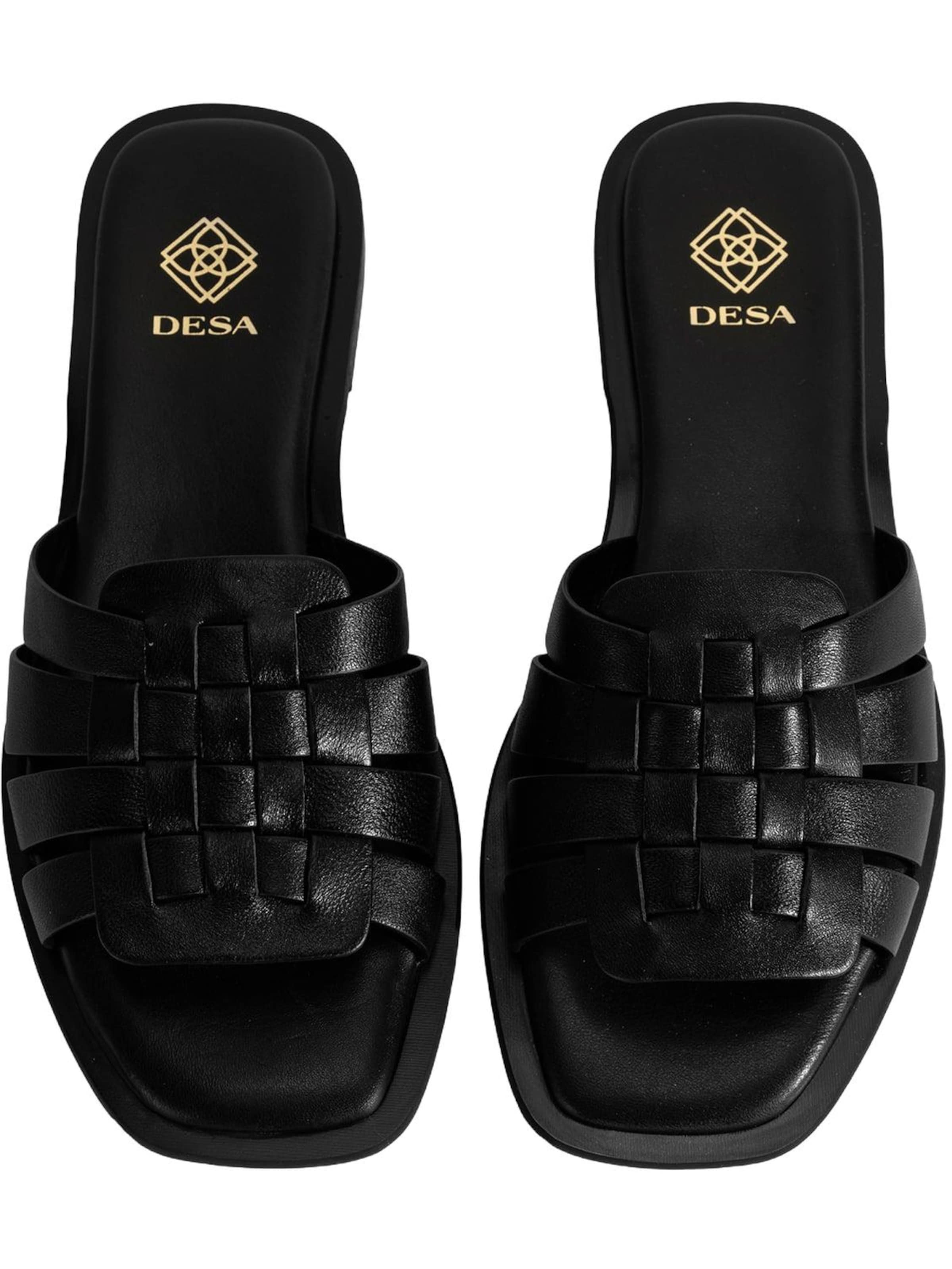 Desa Mule in Black