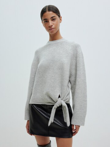 EDITED Sweater 'Franka' in Grey: front