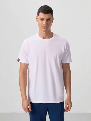 Tommy Life T-Shirts in Weiß: Vorderseite