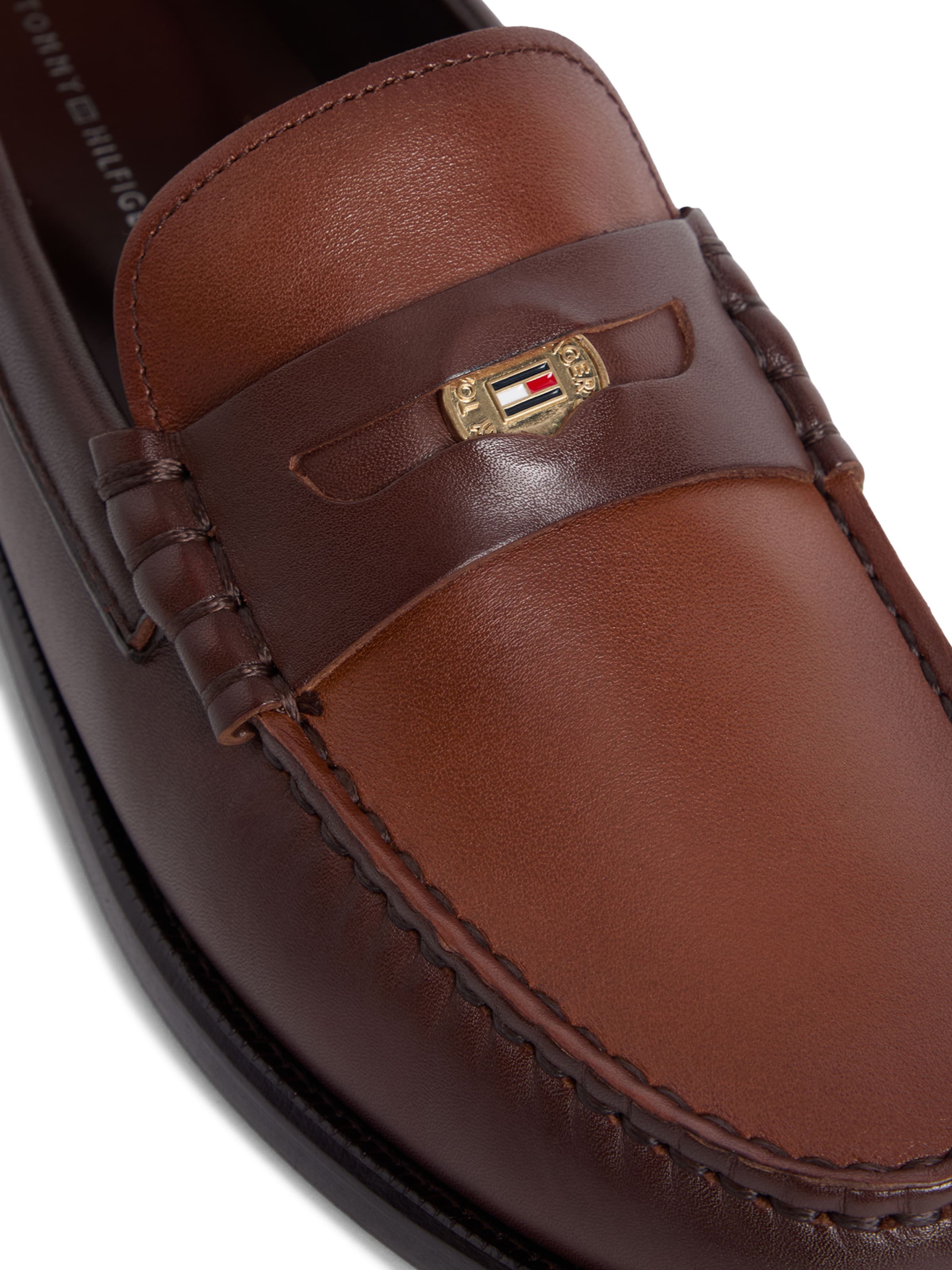 TOMMY HILFIGER Slipper in Braun