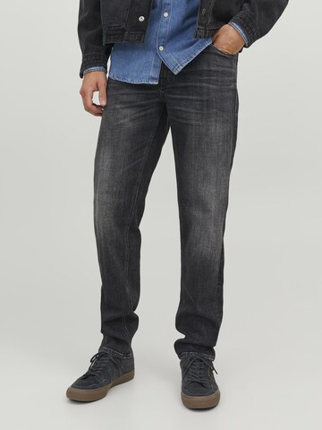 JACK & JONES Regular Jeans 'Mike' in Zwart: voorkant