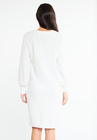 Robes en maille 'Tuxe' faina en blanc