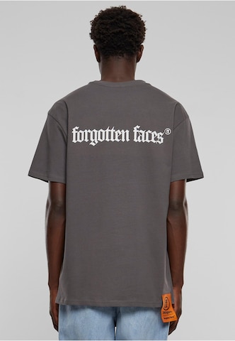 Forgotten Faces Shirt 'Relict Of Time' in Grijs