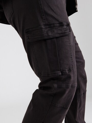 ONLY Carmakoma Tapered Cargo jeans 'CARMissouri' in Black