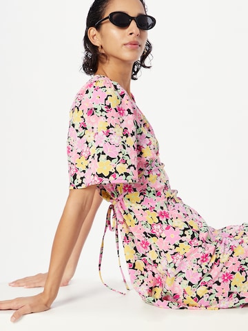 Dorothy Perkins - Vestido em rosa