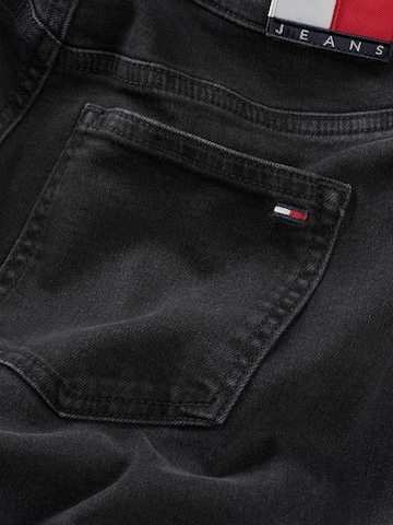 Tommy Jeans Расклешенный Джинсы 'SYLVIA' в Черный