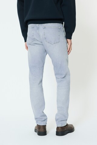 Matinique Regular Jeans 'Jake' in Blauw