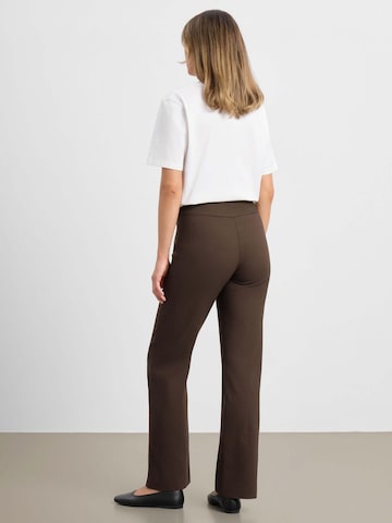 LAURIE Regular Trousers 'Thea' in Brown