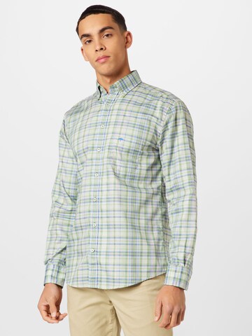 FYNCH-HATTON Regular fit Button Up Shirt 'Check Story' in Green: front
