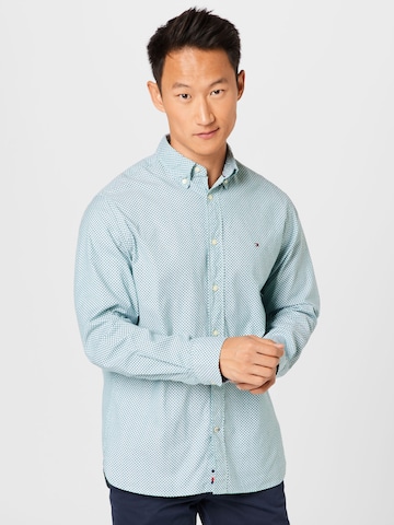 TOMMY HILFIGER Regular fit Button Up Shirt in Green: front