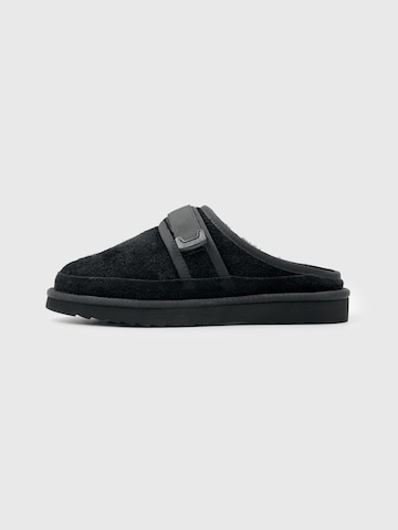 Dutch'D - Zapatos abiertos 'Ease (Size runs small, order one size up)' en negro: frente