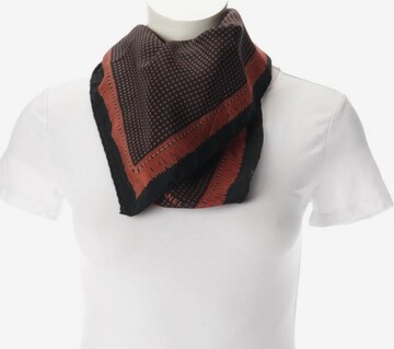 CHANEL Scarf & Wrap in One size in Orange: front