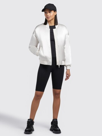 Veste mi-saison ' ADONE ' khujo en blanc : devant